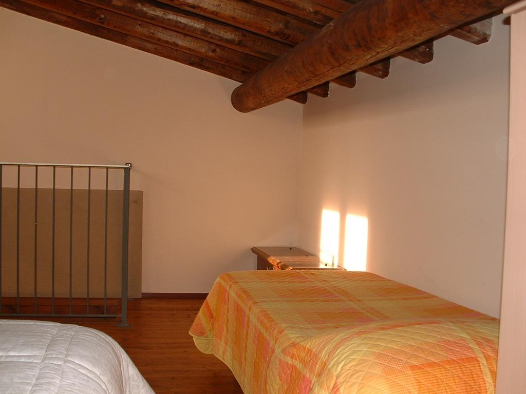 Agriturismo Lupo Bianco Monzambano Buitenkant foto