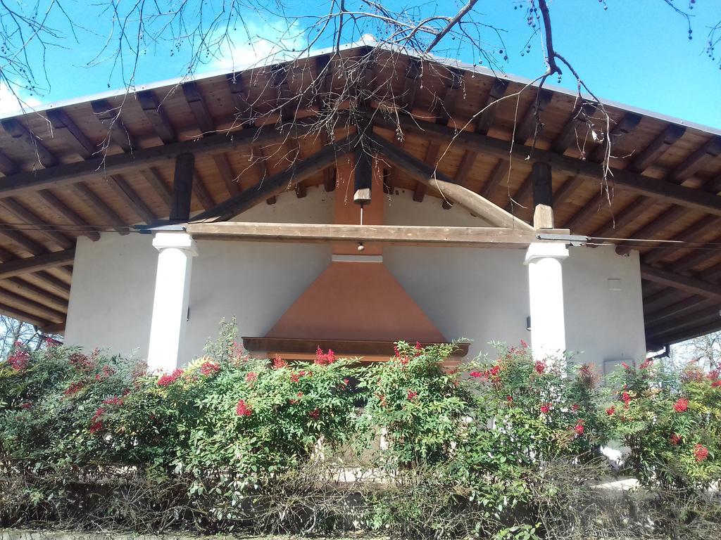 Agriturismo Lupo Bianco Monzambano Buitenkant foto