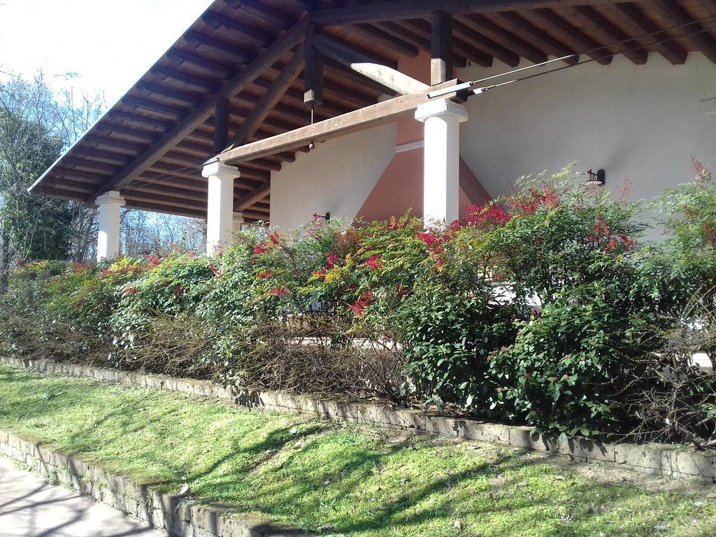 Agriturismo Lupo Bianco Monzambano Buitenkant foto