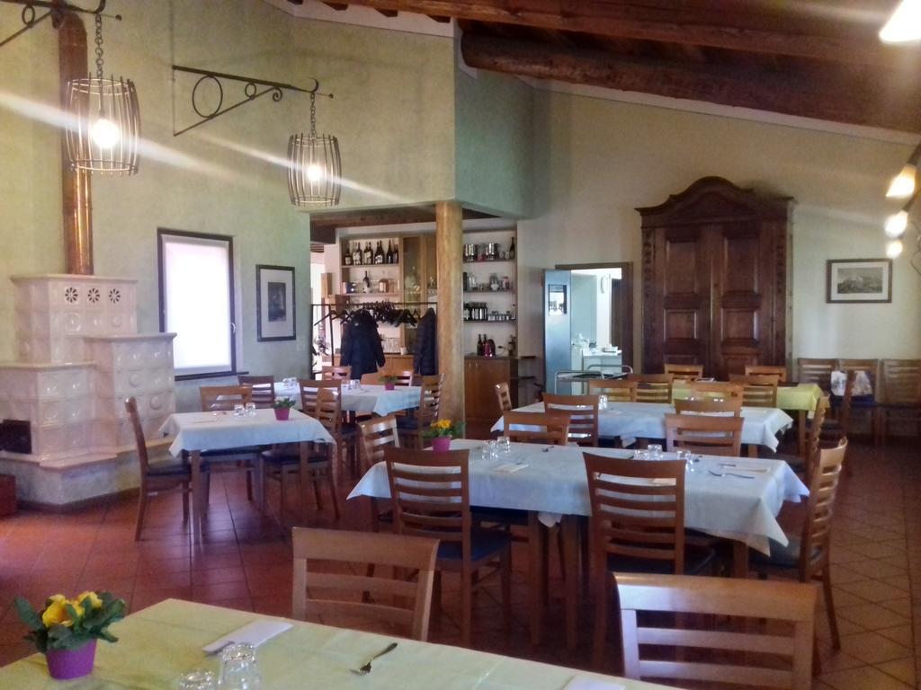 Agriturismo Lupo Bianco Monzambano Buitenkant foto