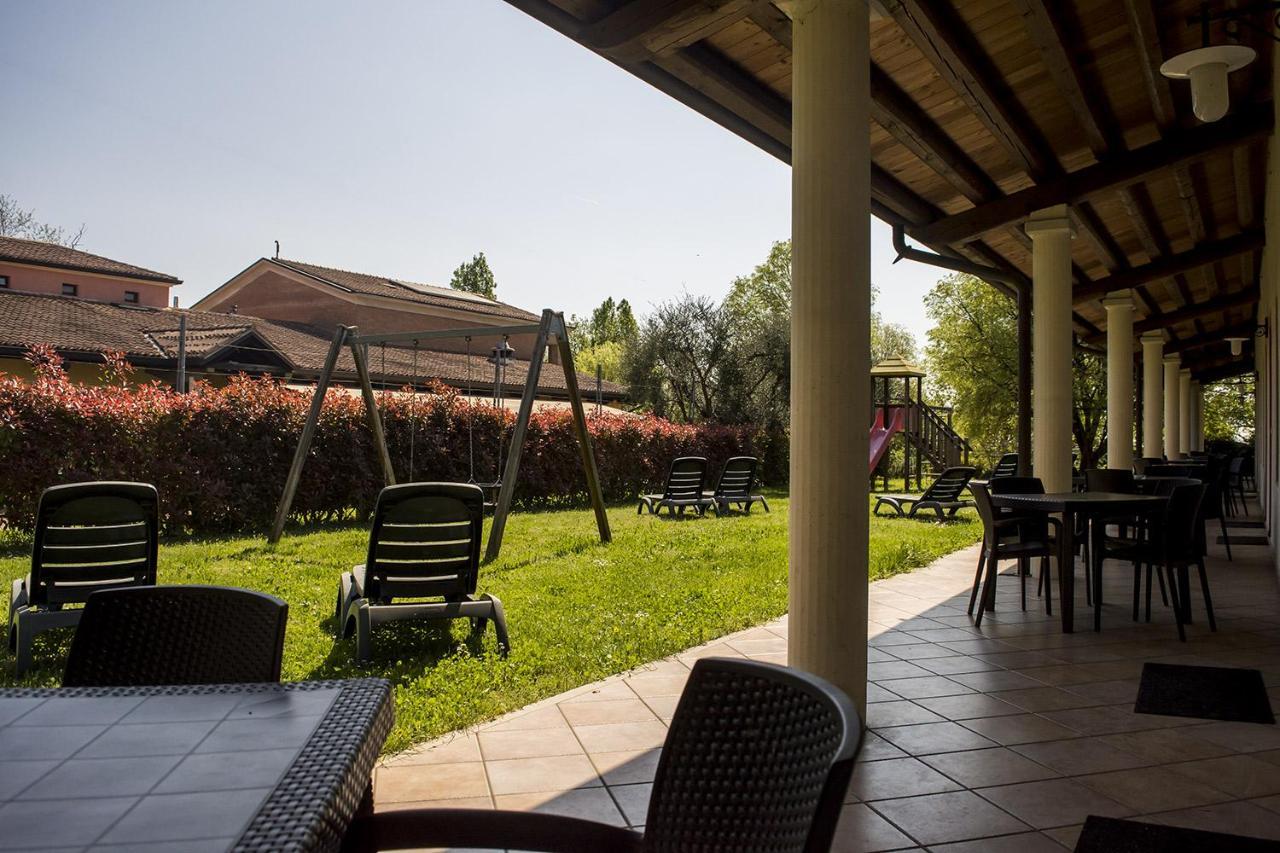 Agriturismo Lupo Bianco Monzambano Buitenkant foto