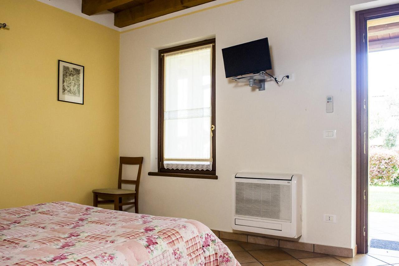 Agriturismo Lupo Bianco Monzambano Buitenkant foto