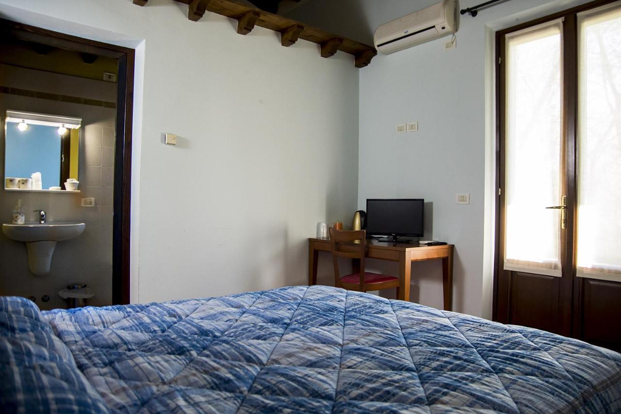 Agriturismo Lupo Bianco Monzambano Buitenkant foto