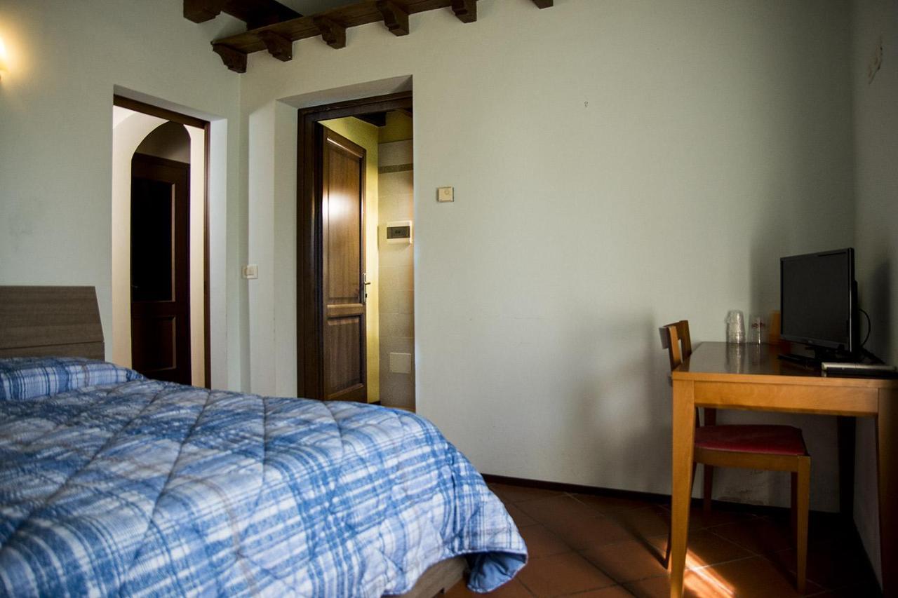 Agriturismo Lupo Bianco Monzambano Buitenkant foto