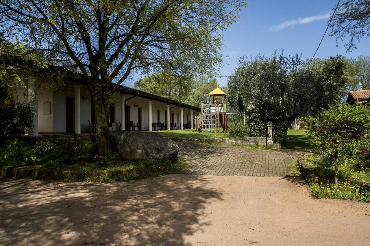 Agriturismo Lupo Bianco Monzambano Buitenkant foto