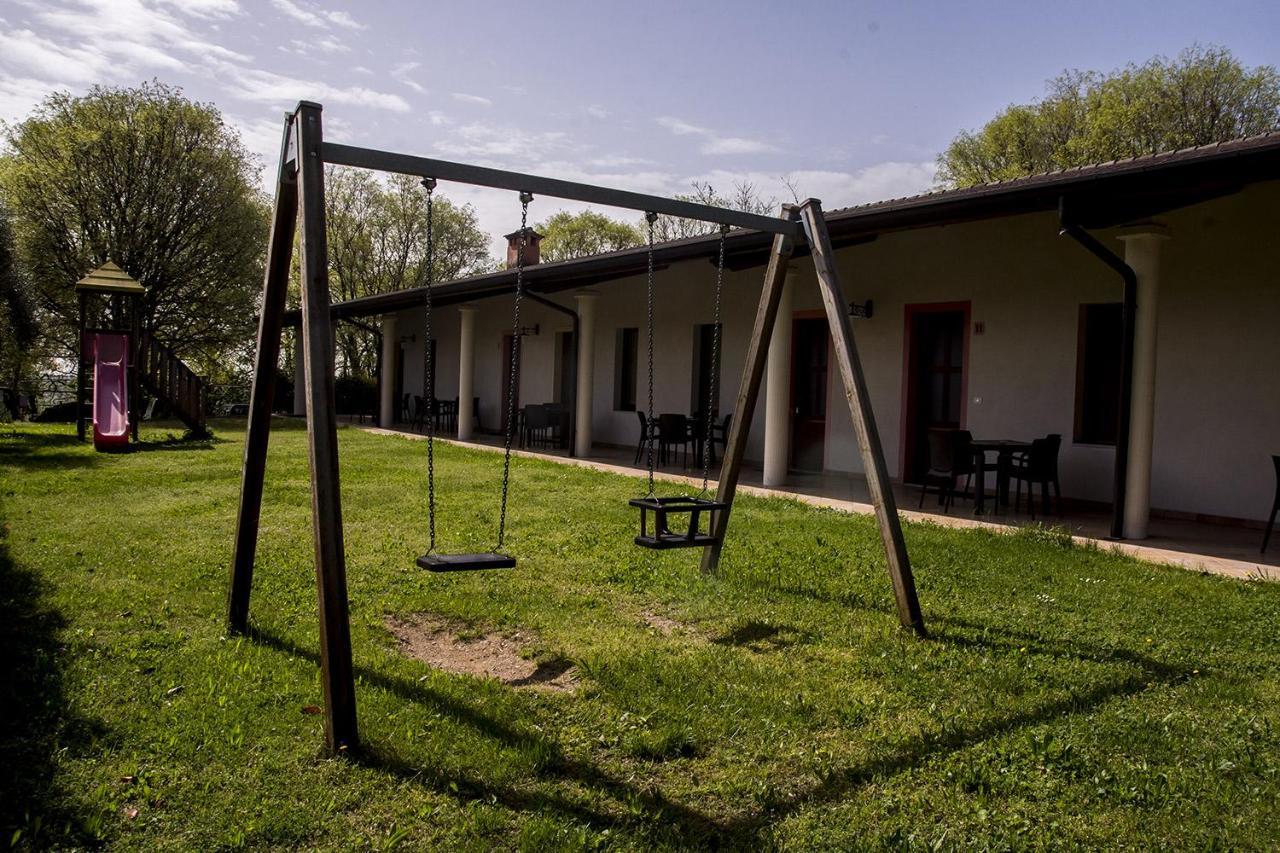 Agriturismo Lupo Bianco Monzambano Buitenkant foto